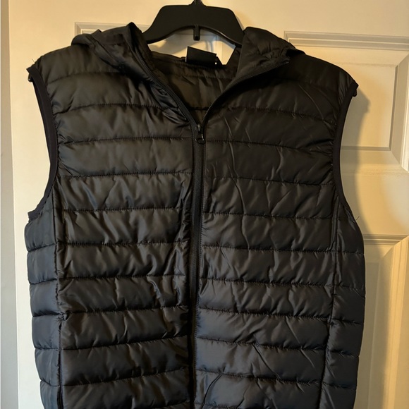 H&M Jackets & Coats Hm Mens Black Puffer Vest With Hood Size Xl